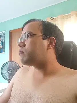 Snapshot of Silvakkfitk chatting on March 10, 11:48 am Silvakkfitk online show from March 10, 11:48 am