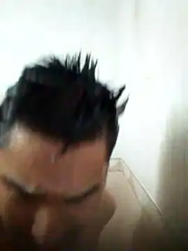 cristian112090 online show from June 14, 6:04 am