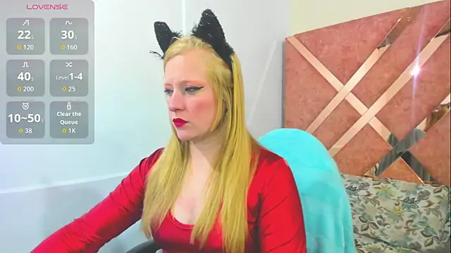 Snapshot of AliceCat_02 chatting on November 30, 3:54 am AliceCat 02 online show from November 30, 3:54 am