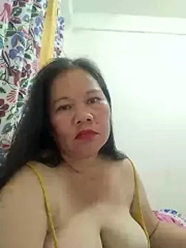 hottiemama69 online show from January 7, 10:01 pm