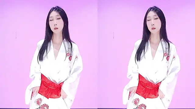 Miss-Girl online show from January 5, 5:27 pm