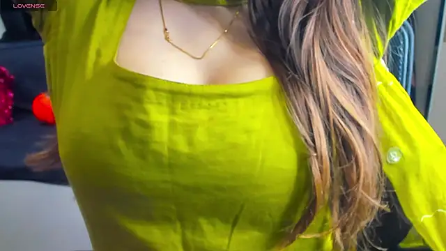 shawtty lakshika23 online show from February 4, 5:19 pm