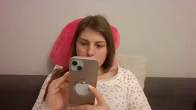 Devil Maiden online show from March 26, 8:25 pm