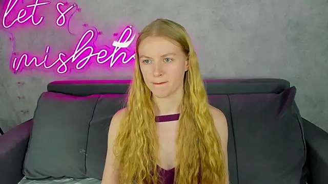 Alicia Hars online show from February 5, 12:59 am