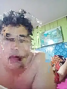 Snapshot of Elperritobb chatting on December 14, 1:00 am Elperritobb online show from December 14, 1:00 am