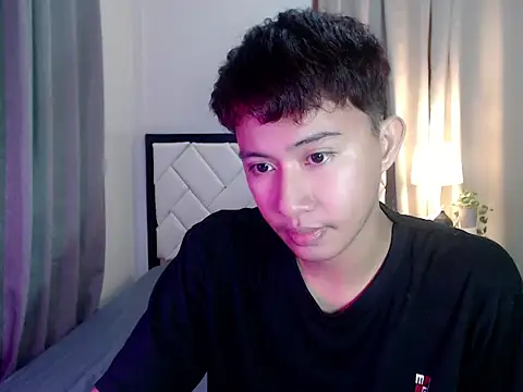 asiantwink0000 online show from February 15, 4:36 pm