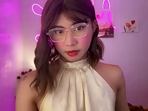 asiantwink0000 online show from June 14, 6:32 pm