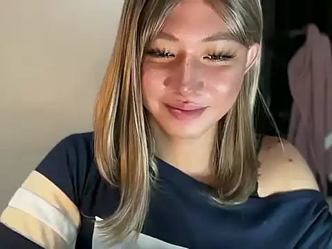 asiantwink0000 online show from July 19, 11:25 am