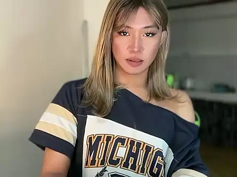 asiantwink0000 online show from July 22, 1:19 am