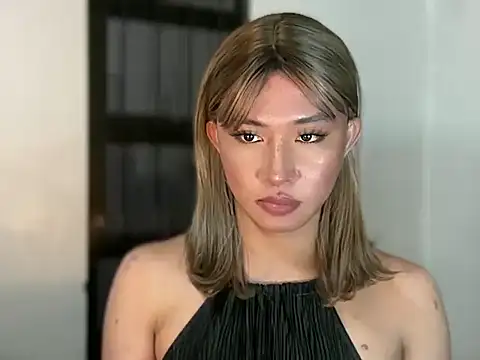 asiantwink0000 online show from July 22, 1:25 pm