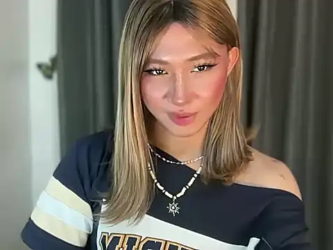 asiantwink0000 online show from July 28, 6:20 pm
