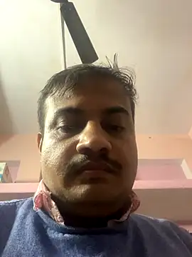 Snapshot of Saxymood1111 chatting on November 28, 5:43 am Saxymood1111 online show from November 28, 5:43 am