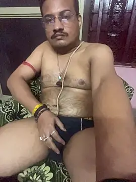 Snapshot of Saxymood1111 chatting on November 30, 7:34 am Saxymood1111 online show from November 30, 7:34 am