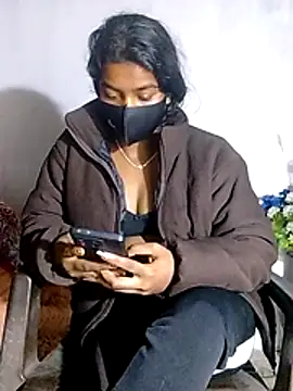 Snapshot of pooja199 chatting on December 14, 6:01 pm pooja199 online show from December 14, 6:01 pm