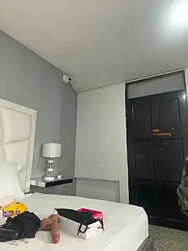 AnnaJaimes online show from May 19, 2:07 am