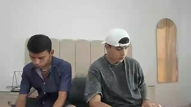 Snapshot of TomasANDalejo chatting on December 2, 12:21 pm TomasANDalejo online show from December 2, 12:21 pm