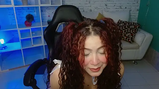 zahira1 online show from March 21, 6:33 pm