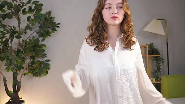 Snapshot of MarilynDibartolo chatting on December 3, 7:01 pm MarilynDibartolo online show from December 3, 7:01 pm