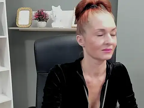 Snapshot of Soniakiss chatting on December 1, 2:55 pm Soniakiss online show from December 1, 2:55 pm