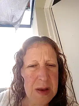 Snapshot of nikiarg chatting on June 17, 2:40 pm nikiarg online show from June 17, 2:40 pm