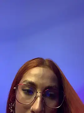 PrettyChloe  online show from January 7, 2:25 am