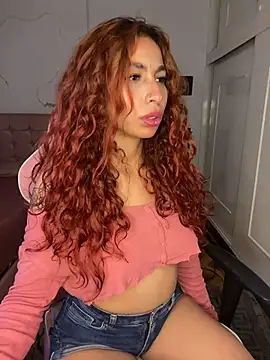 PrettyChloe  online show from May 19, 6:58 pm