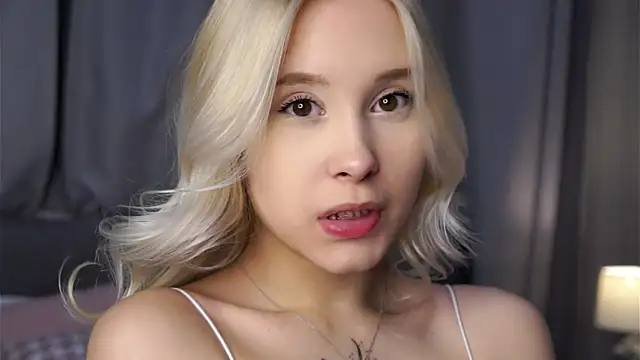 AunclreaVache online show from January 15, 11:59 am