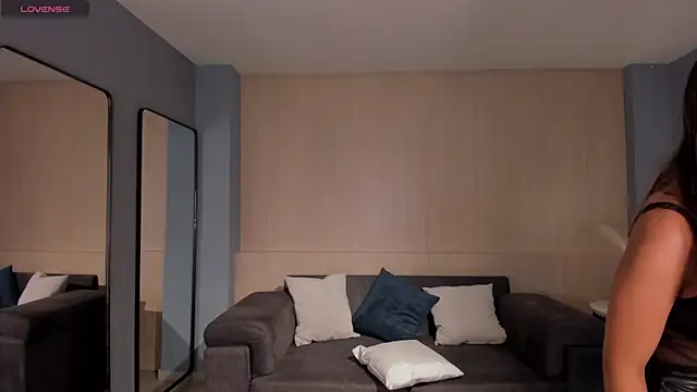 AmbarOwens online show from February 8, 4:27 am