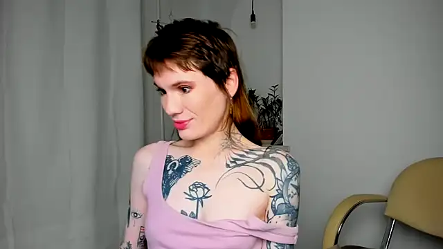 FogFoggyLove online show from December 1, 9:20 pm