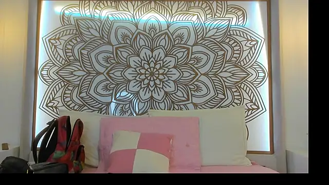 Lilith Zamara  online show from February 5, 2:43 pm