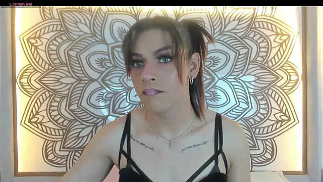 Lilith Zamara  online show from February 7, 4:11 pm