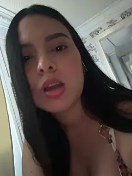 Snapshot of sweet_ruby_ chatting on April 24, 10:12 pm sweet ruby online show from April 24, 10:12 pm
