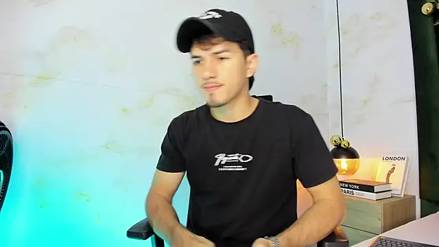 Justin duque online show from December 16, 7:41 pm