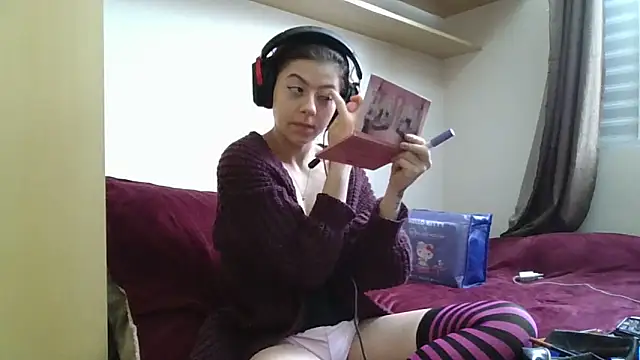 Snapshot of GabriellaManhas chatting on June 15, 11:12 am GabriellaManhas online show from June 15, 11:12 am