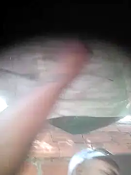 Snapshot of WeddingKhanate chatting on April 3, 8:40 pm WeddingKhanate online show from April 3, 8:40 pm