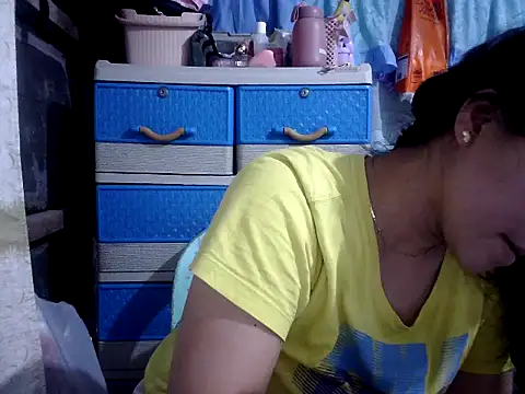 xxdreamgirl69 online show from February 11, 1:32 am