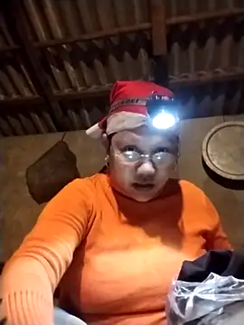 LeoPet2x online show from February 3, 7:30 pm