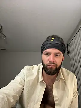 Wesleypiper online show from February 5, 5:45 am