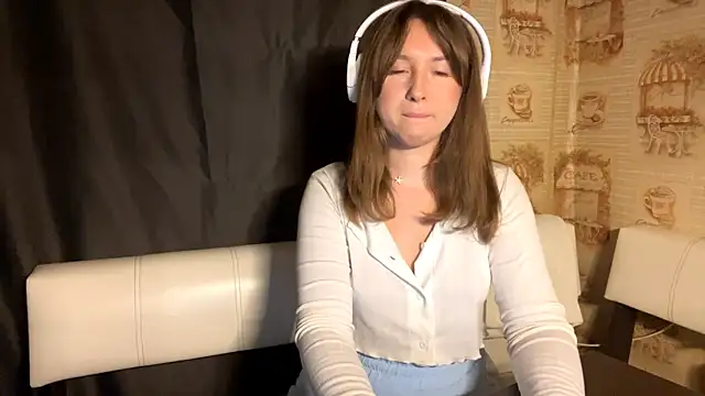 Snapshot of Tessa_Muse chatting on December 15, 4:11 pm Tessa Muse online show from December 15, 4:11 pm