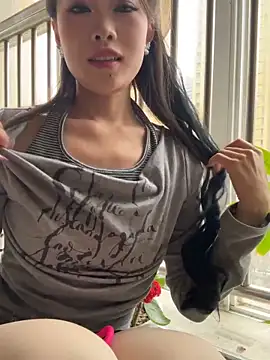 Snapshot of youyou-baby999 chatting on February 16, 7:26 am youyou-baby999 online show from February 16, 7:26 am