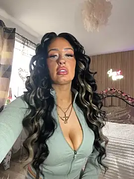 Lolaxox  online show from January 19, 11:47 am