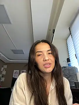 cordeliawow online show from June 7, 5:55 am