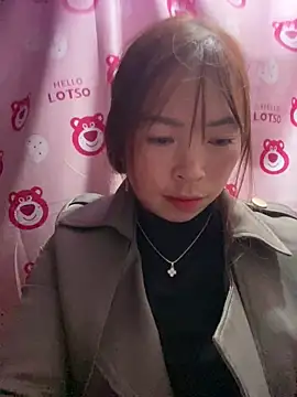 Snapshot of alissa-ww chatting on December 16, 2:22 pm alissa-ww online show from December 16, 2:22 pm