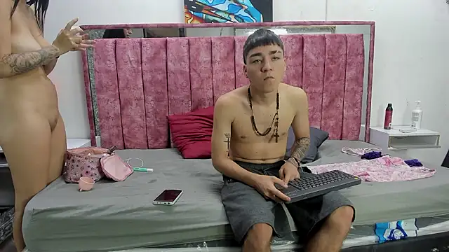 Snapshot of lucy_78_sweet chatting on March 5, 1:07 pm lucy 78 sweet online show from March 5, 1:07 pm