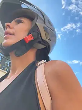 SofhiaTaylor online show from February 3, 9:09 pm