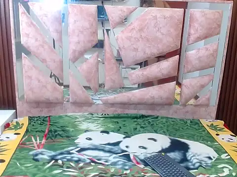 sandy andderson online show from December 5, 12:14 pm