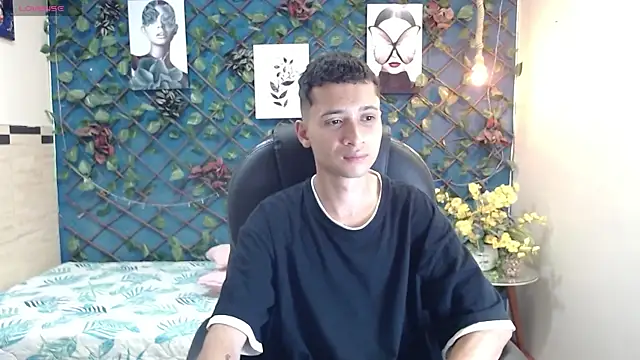 LucassSmith11 online show from May 9, 8:25 pm