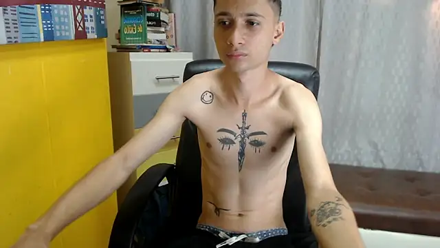 LucassSmith11 online show from May 28, 2:09 am