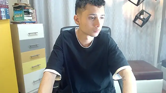 LucassSmith11 online show from May 31, 1:58 am