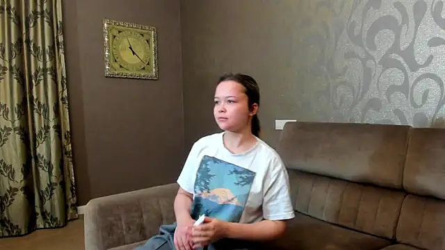 Snapshot of DanyelVirgil chatting on December 15, 12:09 pm DanyelVirgil online show from December 15, 12:09 pm